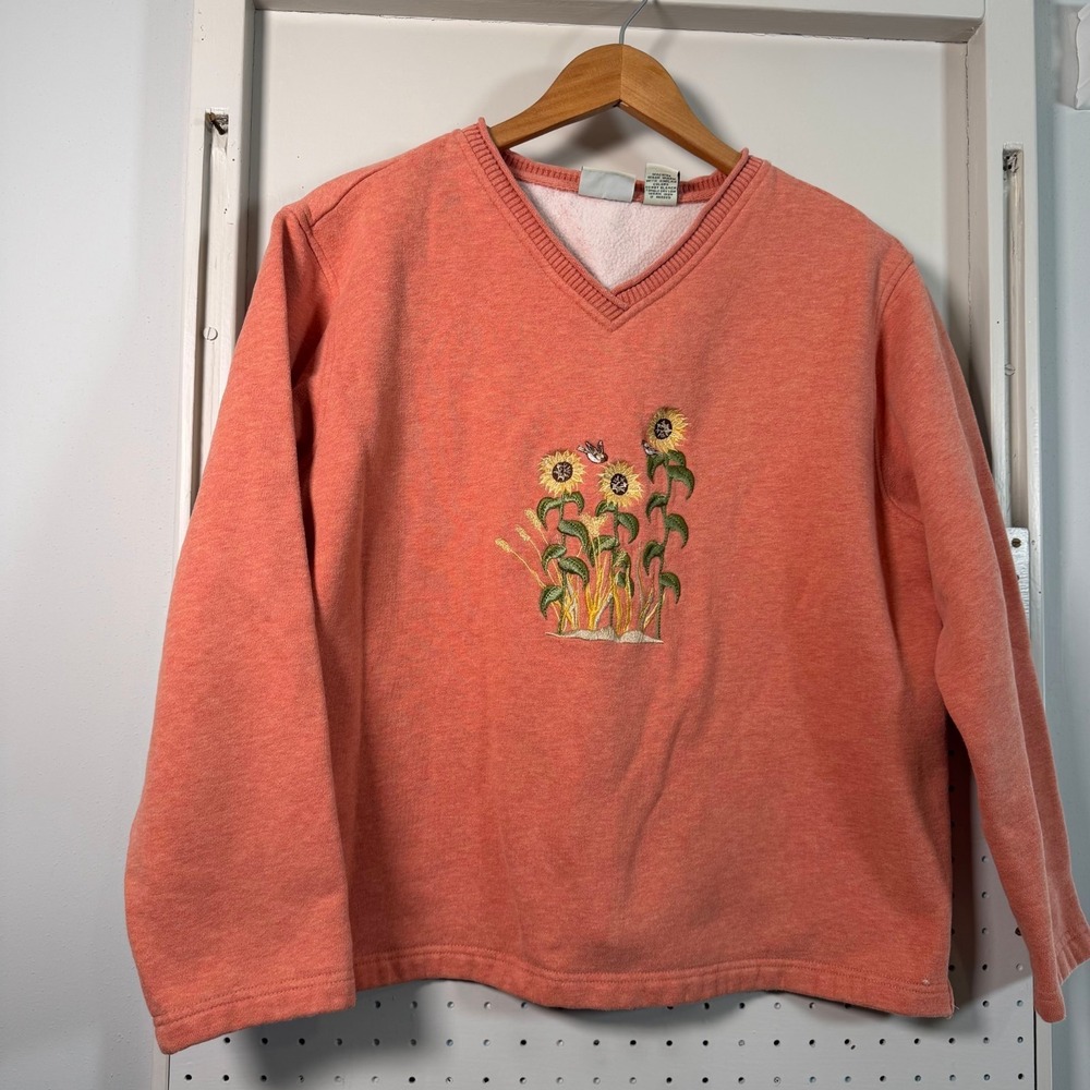 VTG Sweatshirt Women's Coral Orange Embroidered Flowers Large Sunflower Vneck